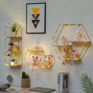 Étagère décorative murale en fer sans perçage, idéale pour le rangement des pots de fleurs, convient pour le salon, la chambre à coucher, la décoration murale de la maison - Product Image 4