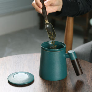 Черная керамическая чайная чашка, 400 мл, 13,5 унций - Product Image 2