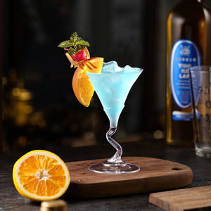 نظارات كريستالية عتيقة أنيقة ممتازة طويلة الساق للاستعمال مرة واحدة طقم نظارات مارتيني - Product Image 3