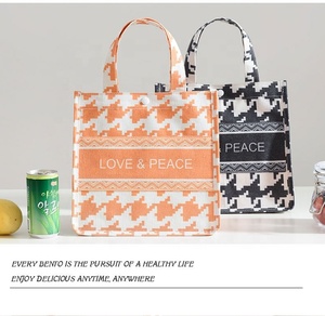 Bolso de mano informal de lino y algodón personalizable con borlas y cadenas, bolsa de almuerzo de compras impermeable plegable para mujer - Product Image 4