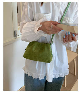 กระเป๋าทรงถังขนาดใหญ่สไตล์เรโทรใหม่สำหรับฤดูใบไม้ร่วงและฤดูหนาว ดีไซน์เกาหลีสุดเก๋ กระเป๋าสะพายข้างแฟชั่น กระเป๋าโท้ทใบเล็ก - Product Image 2