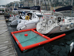 Equipo de juego de agua flotante, piscina inflable de Medusa para barco y Yate - Product Image 6