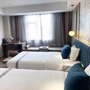 Ensemble de mobilier de chambre à coucher sur mesure pour suite d'hôtel 3 étoiles, économique, avec lit double en bois, tables de chevet et tête de lit - Product Image 3