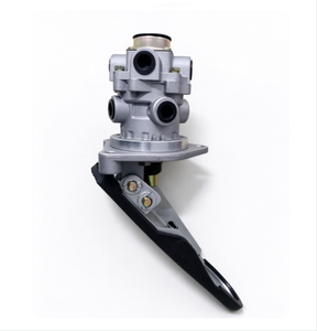Pièces de frein de camion, valve de frein à pied ABS MC838211, pompe de frein à pied pour camion lourd, pièces de rechange pour frein à air de camion - Product Image 5
