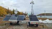 Tour d'éclairage solaire mobile de secours avec poste de commande et surveillance, mât télescopique de 7 m, 3 panneaux solaires de 450 W, sans fil