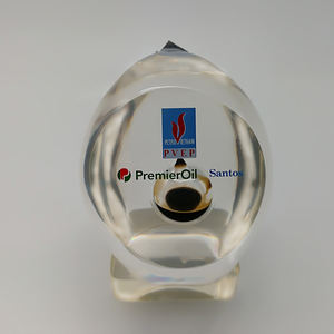 Toptan yüksek kalite özelleştirilmiş şeffaf reçine hatıra akrilik yağ damla varil <span class=keywords><strong>Paperweight</strong></span> - Product Image 5