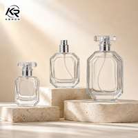 Flacon de parfum en verre transparent de luxe à coupe octogonale 30ml 50ml 100ml avec pulvérisateur argenté, capuchon en cristal transparent, logo personnalisé