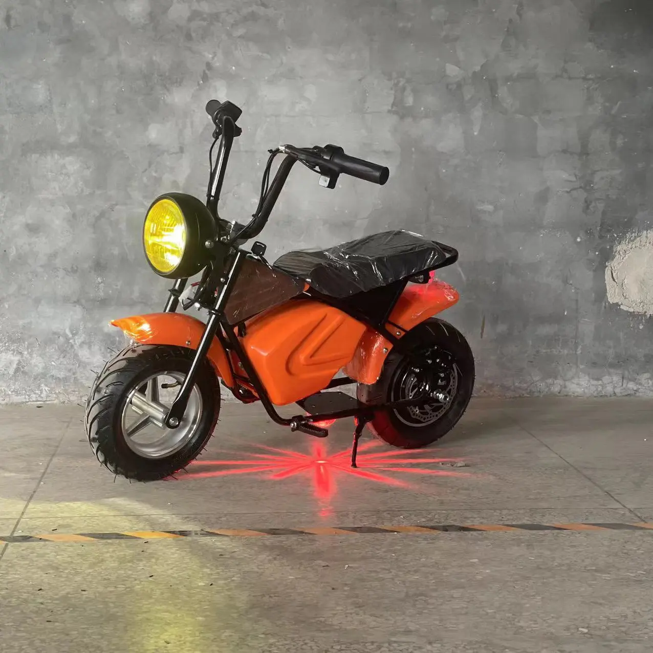 Operatör çocuk 350W elektrikli Mini motosiklet scooter mini bisiklet sadeliği