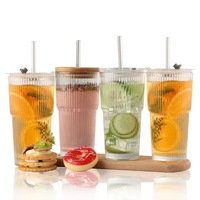 Gobelet en verre à rayures verticales attrayantes de style INS, 20 oz, avec couvercle en bambou, pour café froid, jus, boisson