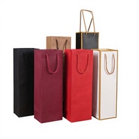 Sacs cadeaux de luxe personnalisés en carton écologique recyclable avec poignées longues et impression numérique du logo pour le vin