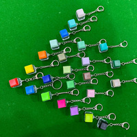 Porte-clés Fidget Clavier Personnalisé Lumineux avec Son, en Plastique, avec un Seul Capuchon de Clavier et un Interrupteur