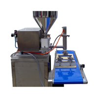 Machine de remplissage quantitatif automatique ZD200E-A pour la portionnement de pâte à gâteau, le saupoudrage de crème, la distribution de sauce et la décoration