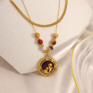 Collier pendentif plaqué or double couche avec chaîne de perles florales et médaillon rond pour femme, bijoux de mode - Product Image 3