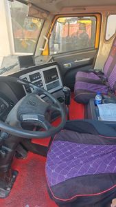 รถเครนบรรทุก QY40KC QY50KC QY55KC QY70KC QY75KC QY100K-II 40 ตัน 50 ตัน 55 ตัน 70 ตัน 75 ตัน 100 ตัน 130 ตัน QY130K มือสอง - Product Image 4