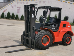 Carretilla elevadora para terreno áspero de 5 toneladas 4WD <span class=keywords><strong>CPCY50</strong></span> con certificación ISO, nuevo componente de motor diésel de núcleo, transpaleta alimentada, nuevo terreno áspero - Product Image 3