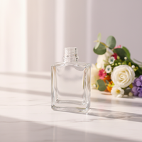 Mini clair forme carrée verre saveur d'air parfum conteneur d'eau bouchon en bois 10ml luxe Reed diffuseur parfum bouteille en verre