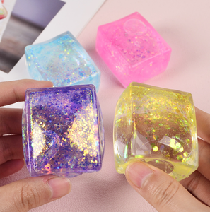 Vente en gros de gadgets pour enfants, jouet <span class=keywords><strong>anti</strong></span>-<span class=keywords><strong>stress</strong></span> scintillant, jouet sensoriel coloré, joli cube de glace <span class=keywords><strong>anti</strong></span>-<span class=keywords><strong>stress</strong></span> - Product Image 4