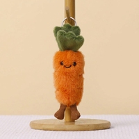 En gros, Mini porte-clés peluche carotte personnalisée, légume en peluche doux avec visage et pieds, pour boutiques de cadeaux et machines à griffes, approvisionnement en gros