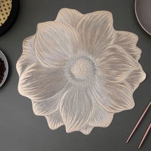 Nouveau Set de Table Moderne en PVC Écologique, Fond Solide, Estampage à Chaud, Isolant, Épaisseur 1mm, Résistant à la Chaleur, Style Occidental - Product Image 4