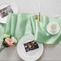 Planche d'activités de jeu de société moderne en polyester satiné tissé, extensible et imperméable, couleur et taille personnalisables, 12x108 pouces, pour mariage