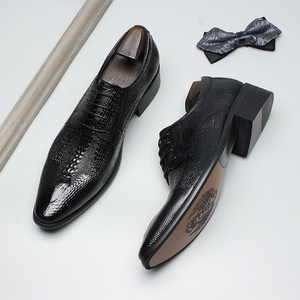 Chaussures britanniques à bout pointu pour hommes, chaussures de cérémonie pour hommes, chaussures à boucle, chaussures en cuir de style tibétain, chaussures en cuir de vache - Product Image 3