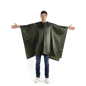 Poncho Impermeabile Personalizzato con Stampa, Giacca Antipioggia Resistente con Cappuccio per Viaggi, Escursioni e Attività all'Aperto - Product Image 6