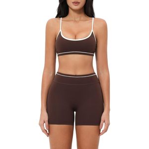 Conjunto Deportivo de Dos Piezas para Mujer, Top Deportivo con Tirantes y Bloques de Color, Shorts de Cintura Alta, Ropa Deportiva para Gimnasio, Yoga, Transpirable, Spandex - Product Image 1