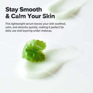 Centella Vitamina C Facial Antiarrugas, Ligero, de Rápida Absorción, Calmante, Iluminador, No Pegajoso, con Hialuronato de Sodio - Product Image 3