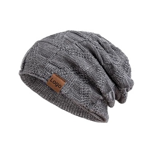 Venta al por mayor de alta calidad de invierno Slouchy Beanie Warm Fleece Lined Skull Cap Baggy Cable Knit Hat con logotipo personalizado diario para los hombres - Product Image 4