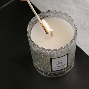 Vente en gros de bougies parfumées sans fumée personnalisées de haute qualité personnalisées atmosphère romantique maison