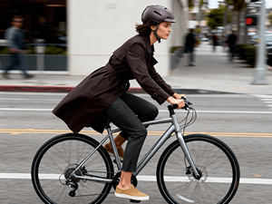 <span class=keywords><strong>Casco</strong></span> de Ciclismo Ligero con Moldeado Interno para Patineta Urbana y Patinete Eléctrico, Impermeable, Transpirable, Unisex, Sistema de Ajuste - Product Image 4