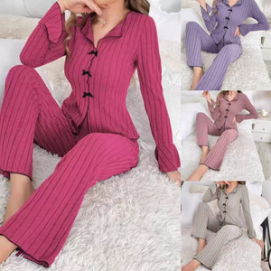 Nuevo conjunto de pijama informal de otoño e invierno estilo europeo y americano con pantalones de manga larga y solapa para mujer, ropa de casa. - Product Image 1