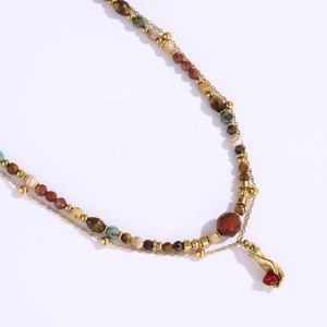 Collana Bohémien da Donna con Pietre Naturali, Ciondolo a Cuore in Acciaio Inox, Lunga Catena con Conchiglia e Occhio di Tigre per Feste - Product Image 2