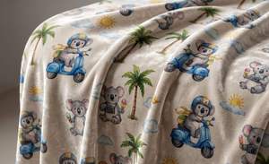 Tissu d'ameublement imprimé Koalas classiques sur scooters bleus au mètre – Motif animalier charmant pour meubles et décoration intérieure - Product Image 5