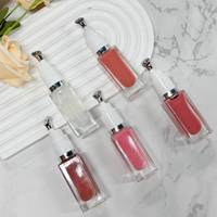 Gloss à lèvres naturel léger hydratant transparent brillant, label privé, nude, végétalien, longue tenue, rouge à lèvres liquide mat