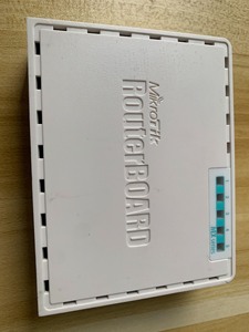 Nuevo Switch de Red Mikrotik HEX Gr3 <span class=keywords><strong>RB750Gr3</strong></span> RB750 Original, Apilable de 48 Puertos con Disipación de Calor Inteligente - Product Image 2