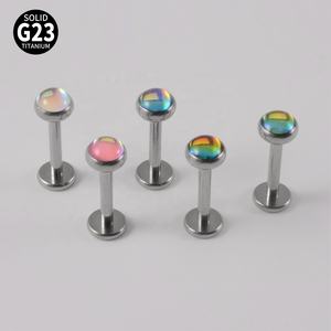 G23ฟิล์มไทเทเนียม labret แบบประกายวิบวับบน4มม. เครื่องประดับเจาะริมฝีปากเกลียวภายใน tragus เครื่องประดับน่ารักงานแต่งงาน - Product Image 4
