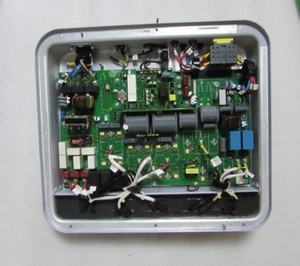 Inversor PV <span class=keywords><strong>SUN2000</strong></span>-<span class=keywords><strong>17KTL</strong></span>-<span class=keywords><strong>M2</strong></span> MPPT de 4 entradas, dispositivo inteligente, con conector de apilamiento termi-blok de 4 pines - Product Image 3