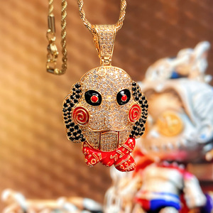 Collana con Ciondolo a Forma di Bambola Horror Hip Hop con Motosega per Uomo, Gioiello Punk di Tendenza - Product Image 1