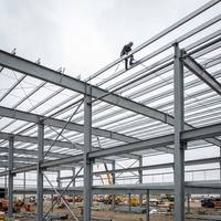Structure de poutre en acier préfabriquée C Z Purlin pour bâtiment industriel en acier, abri extérieur et auvent