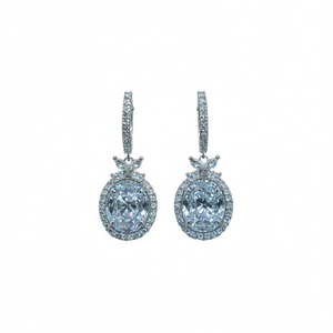 Orecchini con Diamanti Taglio Ovale Blu Zaffiro in Oro Bianco Certificati GIA Gioielli da Matrimonio Stile Classico da Donna - Product Image 1