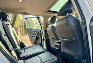 Vente chaude 2021 Toyo-ta RAV <span class=keywords><strong>4</strong></span> 2.0L CVT 4WD SUV compact Direction à gauche - Product Image 5