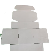 Boîte d'expédition rigide en papier kraft recyclé haut de gamme E-Flute pour bijoux, avec gaufrage, fermeture magnétique, pelliculage mat et doublure en éponge, vente en gros
