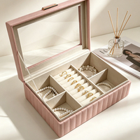 Élégante boîte à bijoux en velours avec couvercle en verre transparent, organisateur personnalisé pour colliers et bagues, boîte de rangement professionnelle pour cadeaux