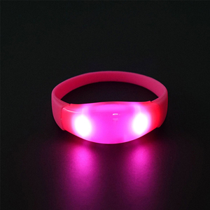 Pulsera de Silicona Luminosa LED Promocional, Brazalete de Luz ABS para Eventos, Fiestas y Festivales, con Logotipo Personalizado - Product Image 4