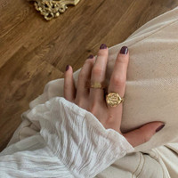 Nuevo anillo abierto geométrico retro femenino tendencia de celebridades de Internet europeas y americanas ins estilo fresco anillo versátil simple para estudiantes
