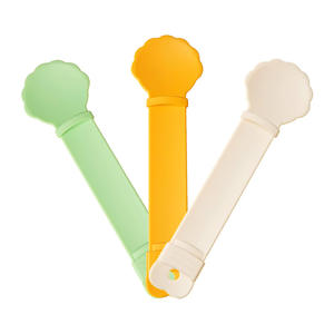 Nuevo dispensador de comida para gatos con cuchara, exprimidor de comida para mascotas, suministros para mascotas, cuchara para comida de gatos - Product Image 3