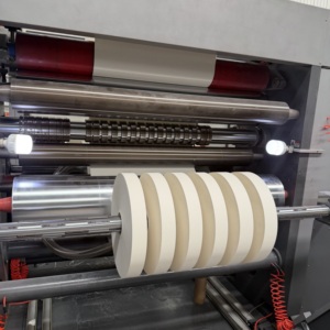 Rollo de Base para Vasos de Papel Reciclables, Laminado con PE de Una y Dos Caras, Impresión Flexográfica, Materia Prima para Envases de Papel Desechables - Product Image 1