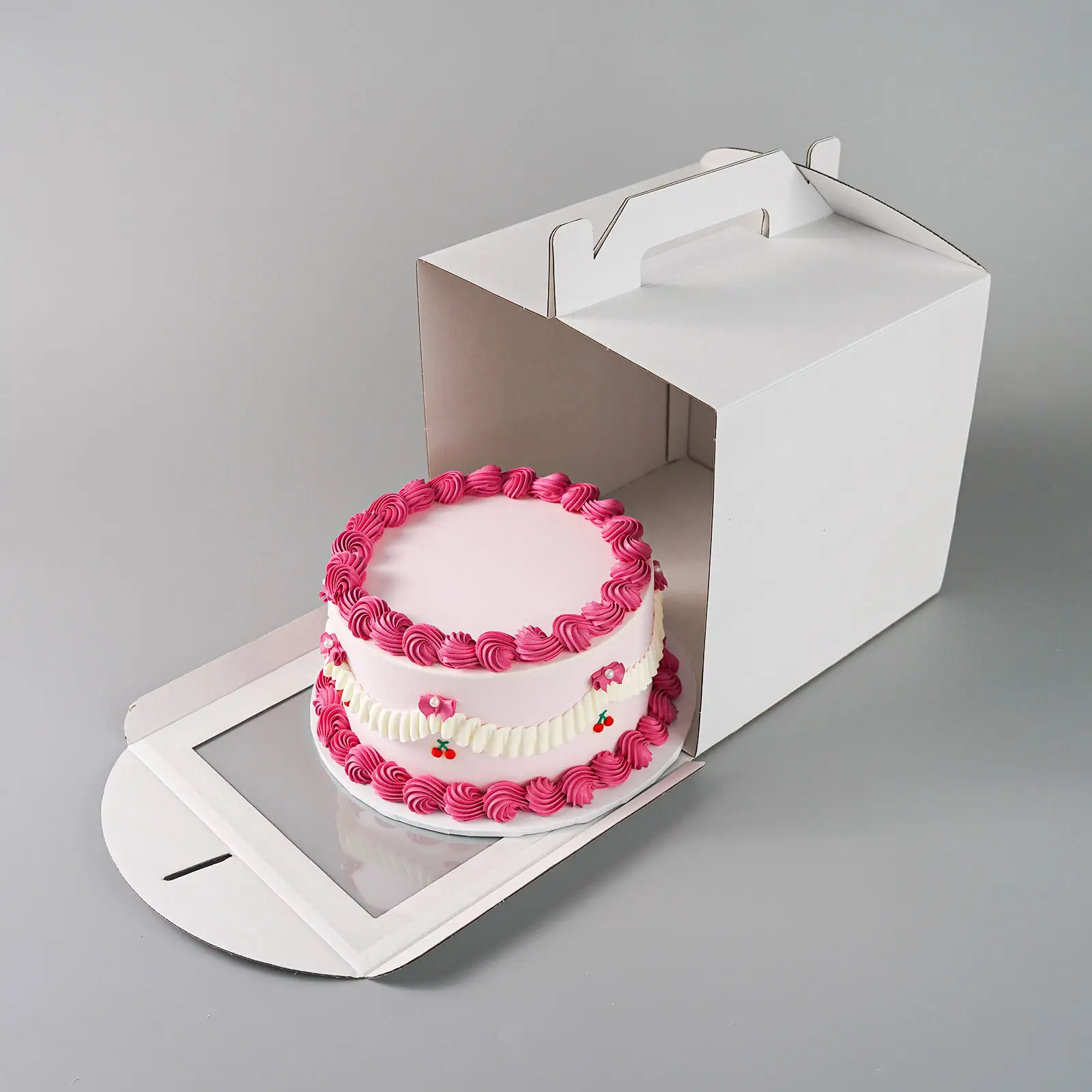 लक्जरी सफेद केक खाद्य पैकेजिंगबेकिंग पैकेजिंग बॉक्स हैंडल के साथ पोर्टेबल साफ़ केक बॉक्स