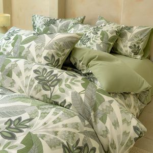 Hafif Lüks Pamuklu 4 Parça Nevresim Takımı Kalın Baskılı Yorgan Seti Toptan Tek Kişilik Çift Kişilik Kral Boy Yatak Örtüsü Seti - Product Image 6